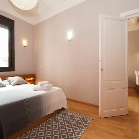 Bbarcelona Apartments Monumental Flat *